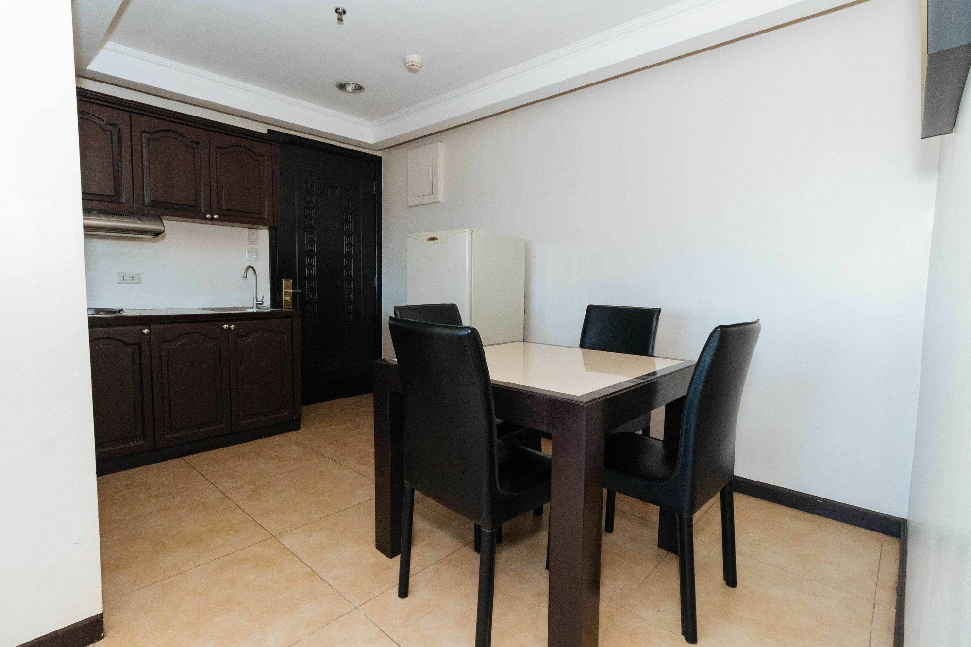 Super Oyo 791 Bell Mansion Hotel Quezon City Eksteriør billede
