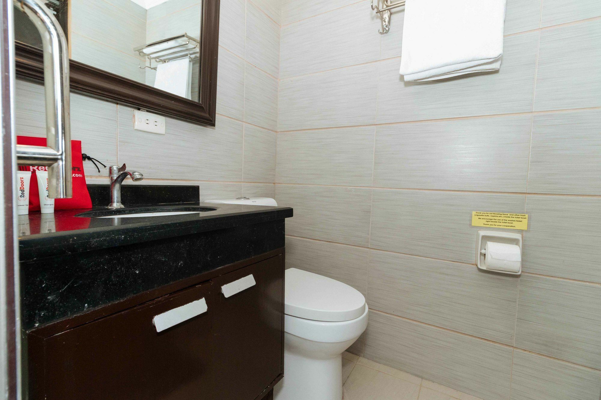 Super Oyo 791 Bell Mansion Hotel Quezon City Eksteriør billede